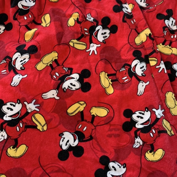 2X Disney 100% cotton red Mickey Mouse pajama Capri pants - Picture 2 of 3